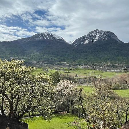 Appartement Dans Une Maison De Pays Briançon Exteriér fotografie