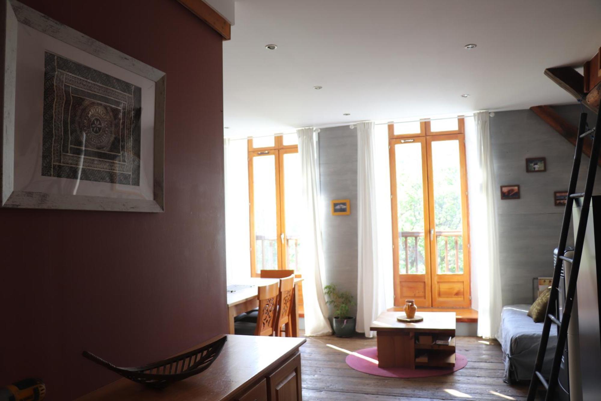 Appartement Dans Une Maison De Pays Briançon Exteriér fotografie